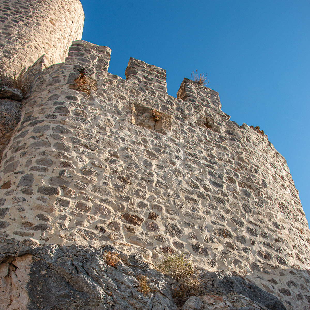 Acitara de la fortaleza medieval de Olvera