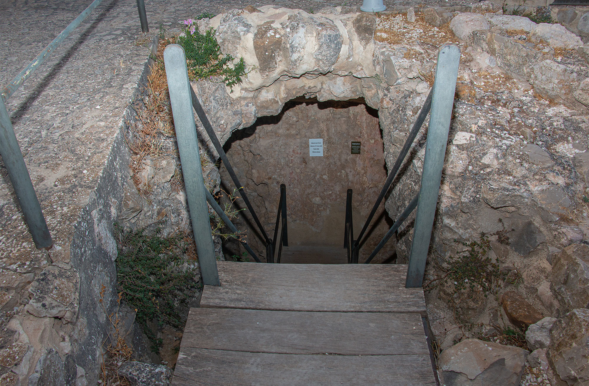 Stairway access to the South Cistern of the fortress.