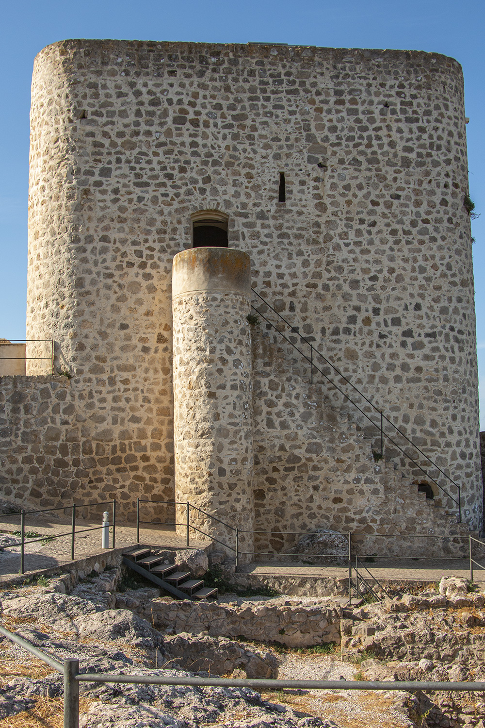 Patín de tambor de la torre del homenaje